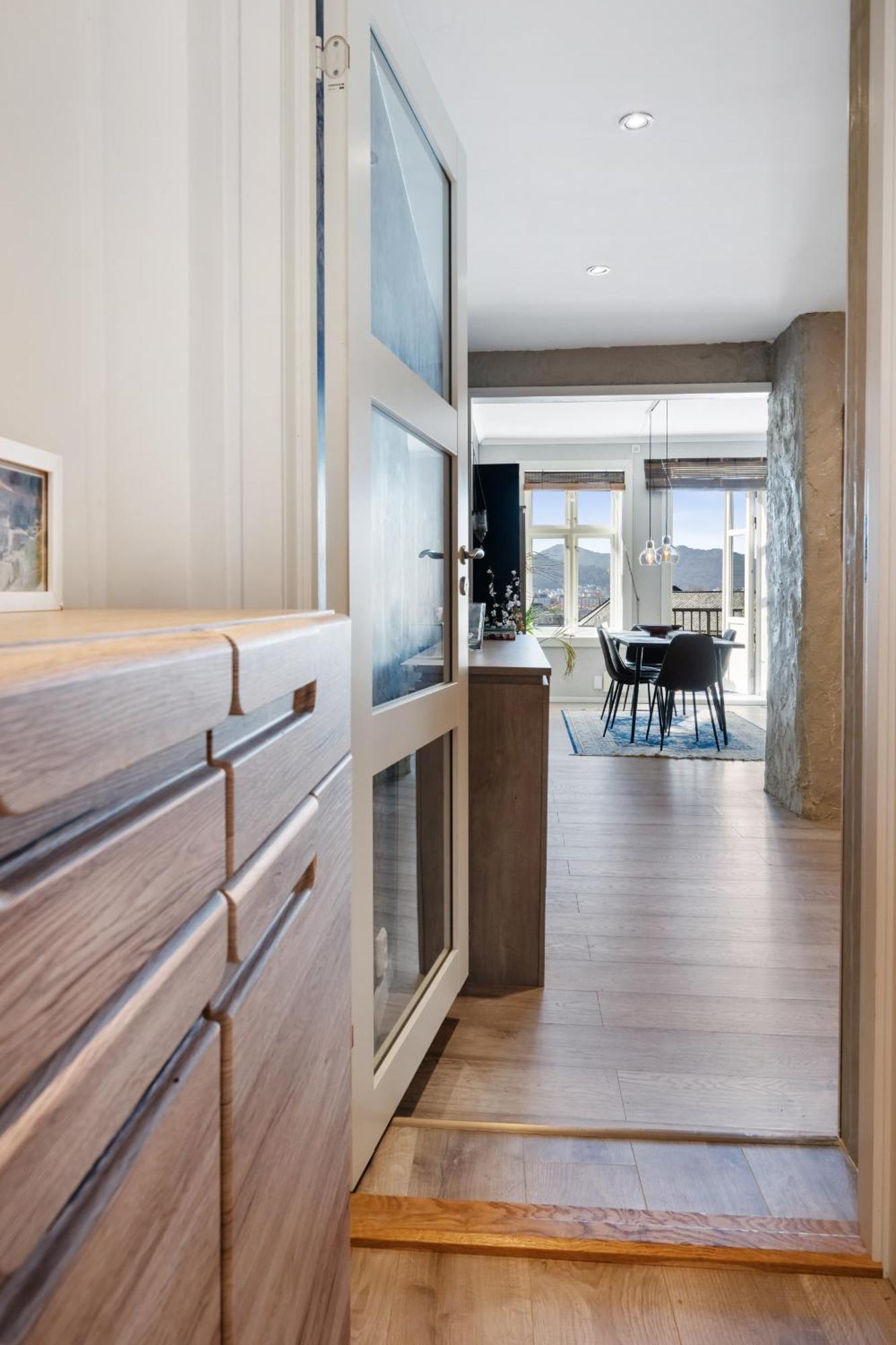 Oasis With Balcony And Sunset View * Bergen